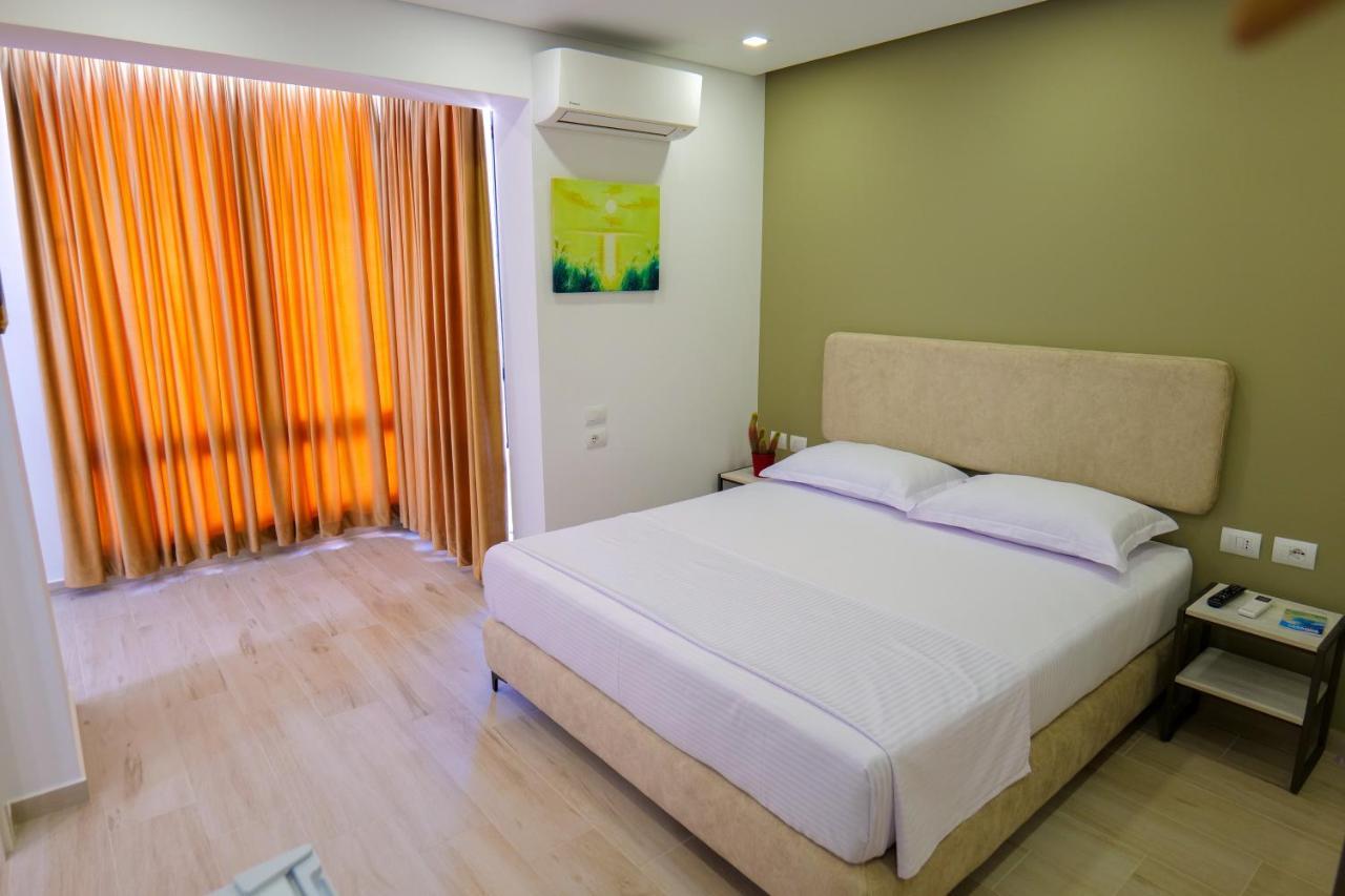 Vila Marjana Sarandë Exteriör bild