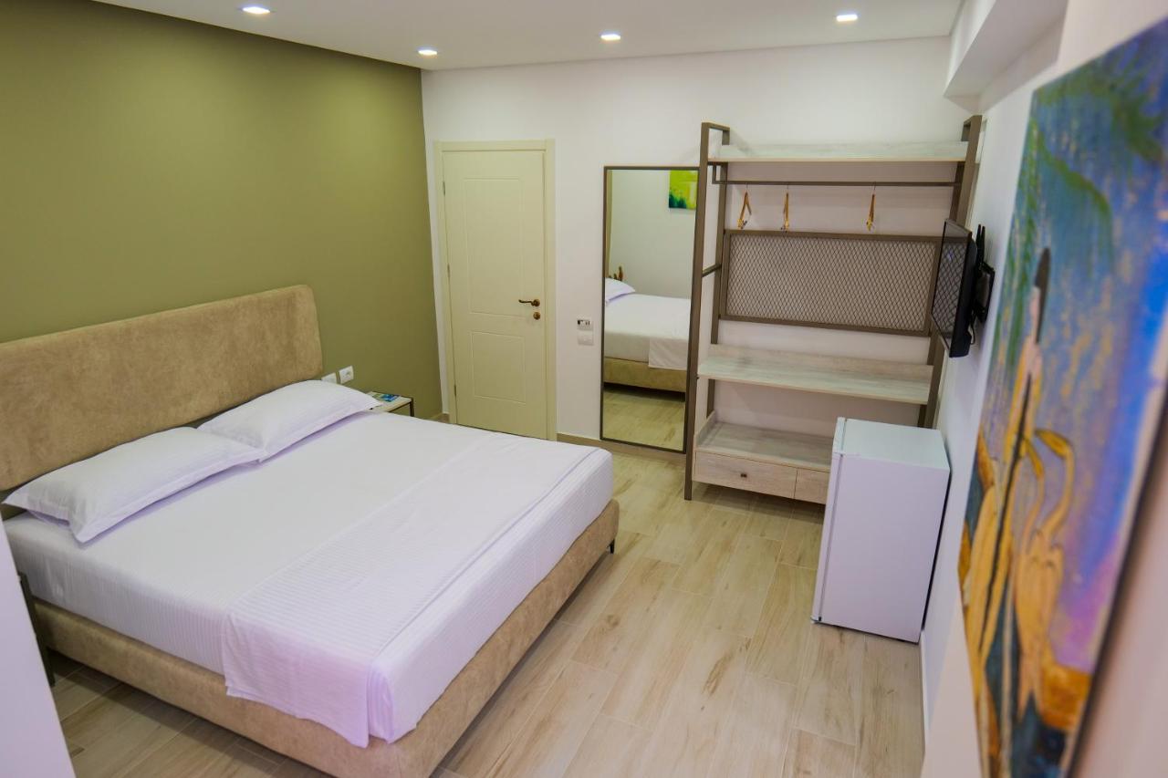 Vila Marjana Sarandë Exteriör bild