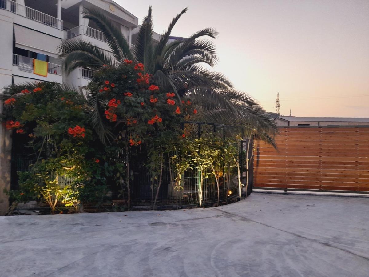 Vila Marjana Sarandë Exteriör bild