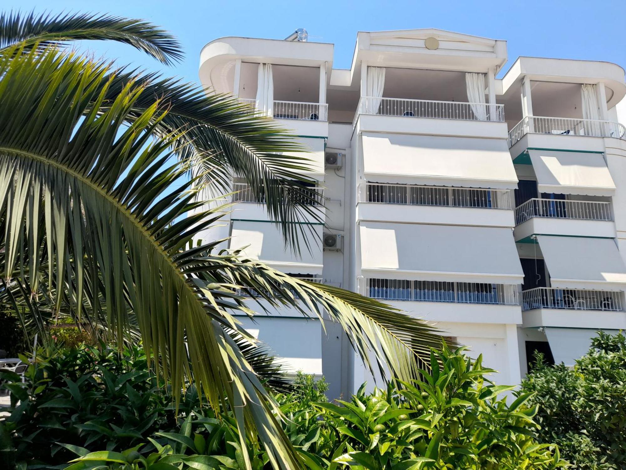 Vila Marjana Sarandë Exteriör bild